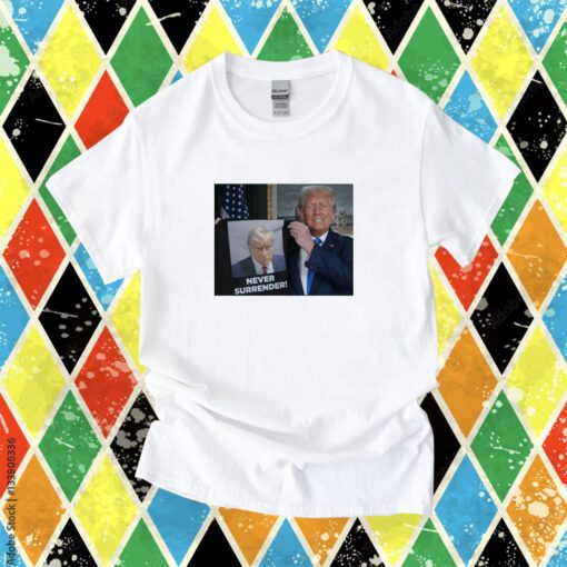 Shows Donald Trump Off Trump Mugshot Never Surrender Women’s Heritage Cropped Tee Shirt