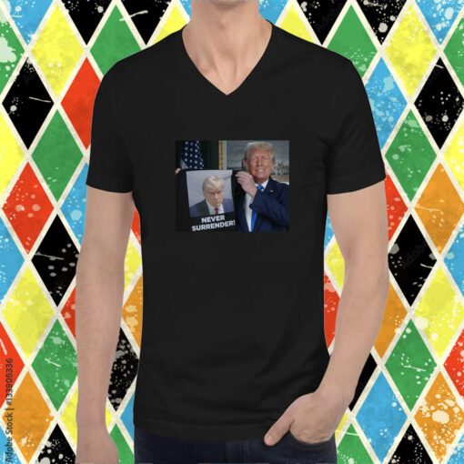 Shows Donald Trump Off Trump Mugshot Never Surrender Women’s Heritage Cropped Tee Shirt