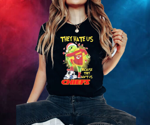 They Hate Us Because They Ain’t Us Kansas City Chief Grinch Santa Christmas Shirt