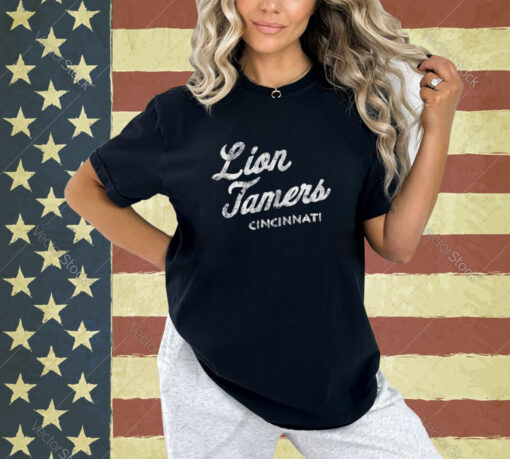 Cincinnati Lion Tamers logo vintage shirt